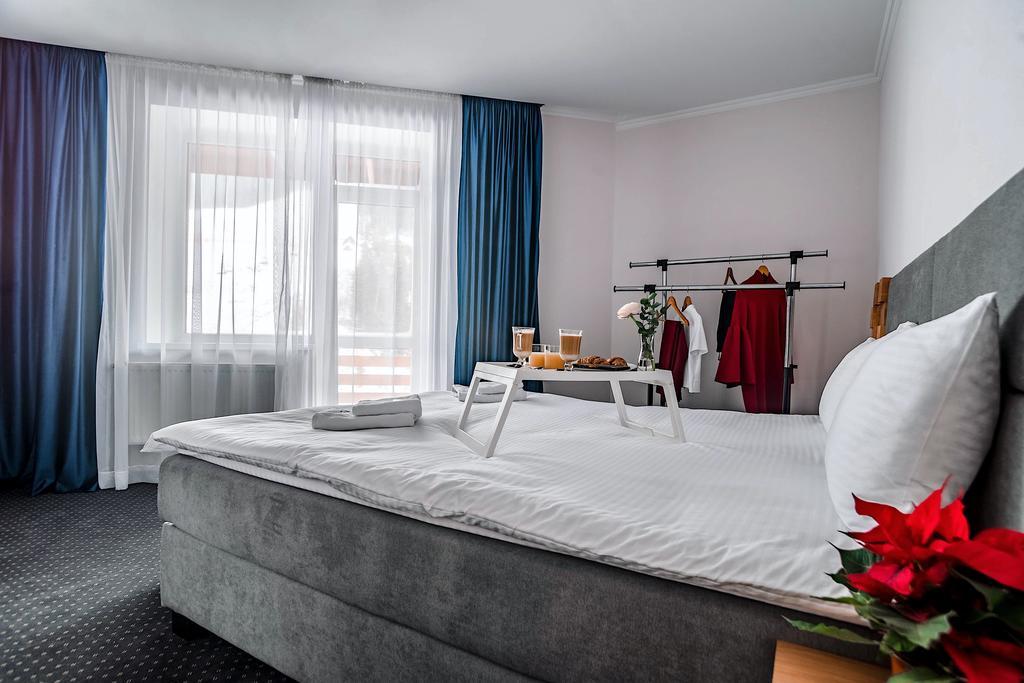 Grofa Hotel Bukovel Exterior photo